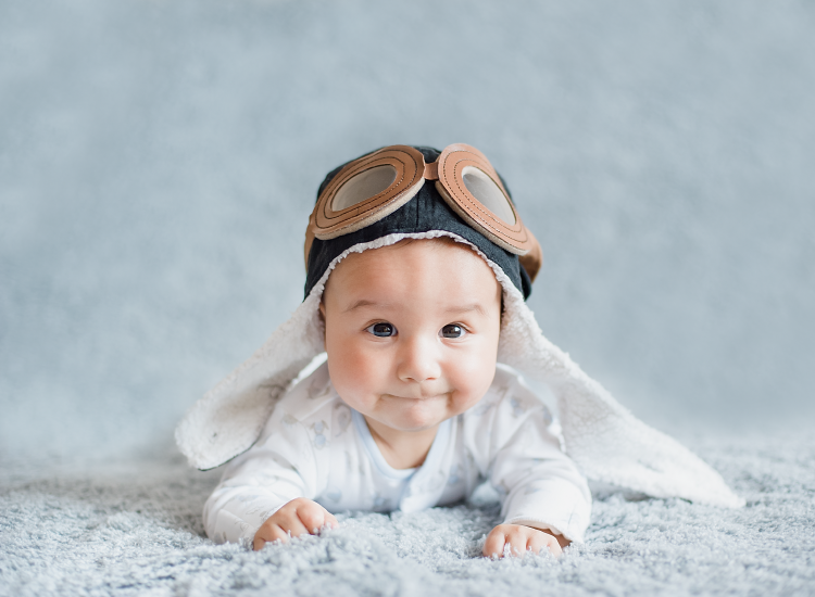 Tips Mengajak Bayi Naik Pesawat Agar Tetap Nyaman